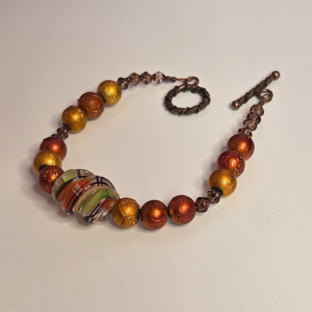 Vintage Y2K Whimsical Boho Artisan Red Orange Copper Acrylic Beaded Bracelet